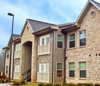 Whitehall Commons Apartments